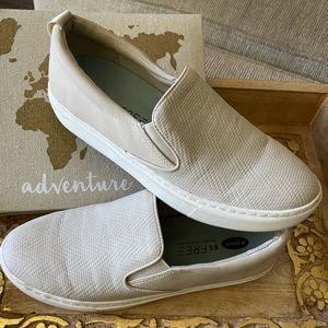 Dr. Scholls Be Free Sneaker